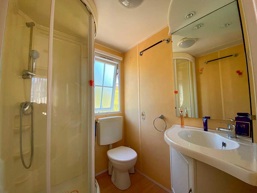 Baño de casa prefabricada Mobil Home en Cantabria